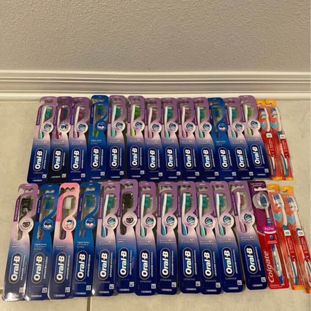 30 brand new oral b toothbrush bundle set Colgate and CVs